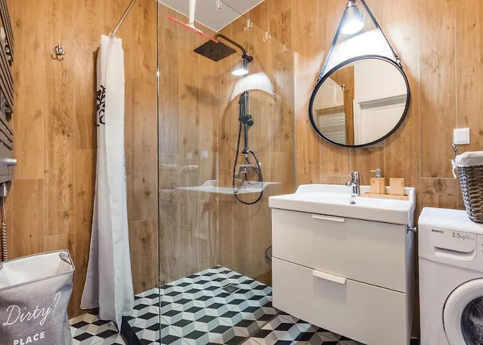 דירה Legionow, Sun & Snow גדינייה